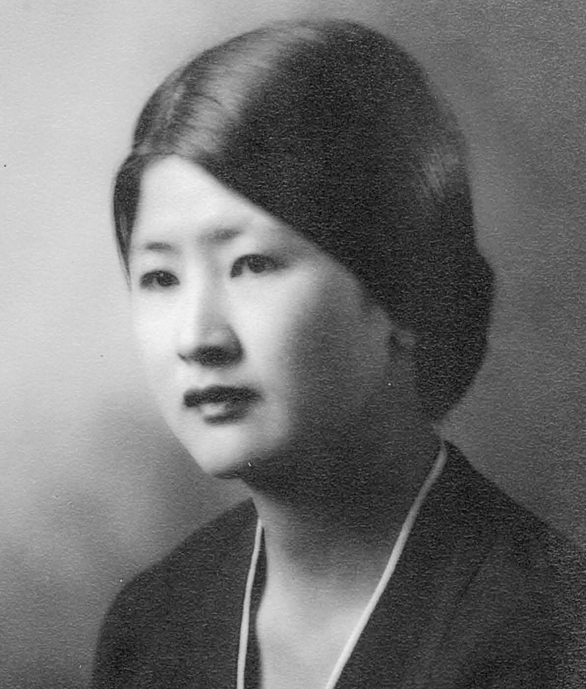 REBECCA LEE PROCTOR, M.D. December 26, 1905 – April 10, 1985 “All Work is Honorable” Rebecca Lee was born in Kihei, Maui. Her parents immigrated to Hawaii ... - 0000743712-01-1